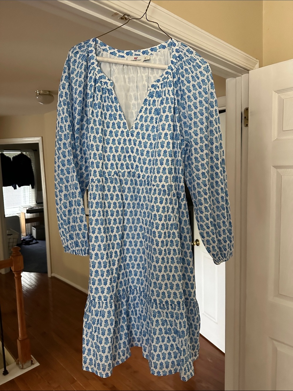 Vineyard Vines Blue and White Printed Long Sleeve Dress